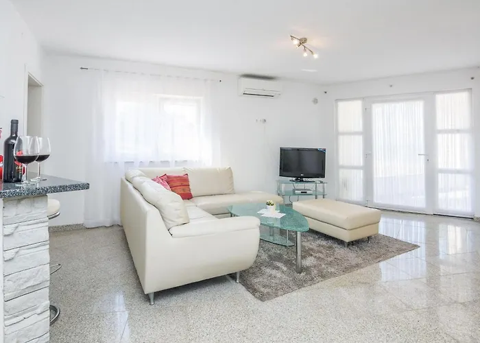 Andelic 2 By Interhome Vir